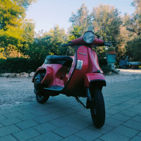 Vespa v 50