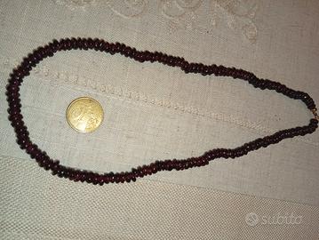 collana di pietre preziose con chiusura in oro 12k