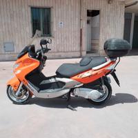 Kymco Xciting 250 -
