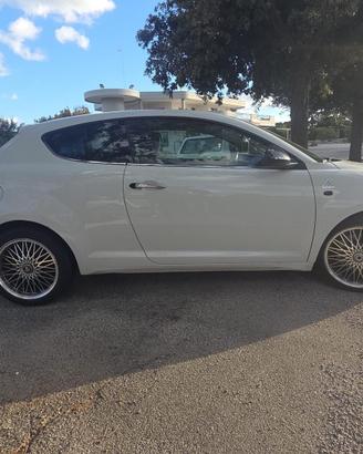 Alfa Romeo Mito 1.4 T-jet da 155cv turbo benzina