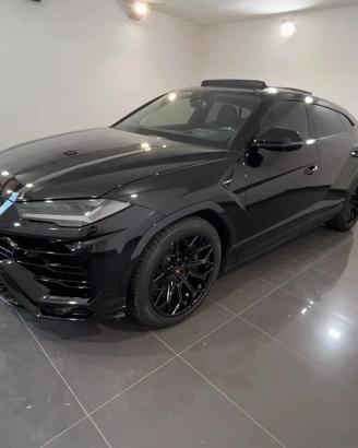 Lamborghini Urus 4.0 V8 auto