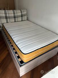 Letto contenitore a una piazza e mezza