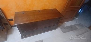 cassapanca e appendiabiti