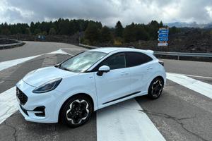 Ford puma st -line x 