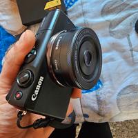 Canon m100 completa