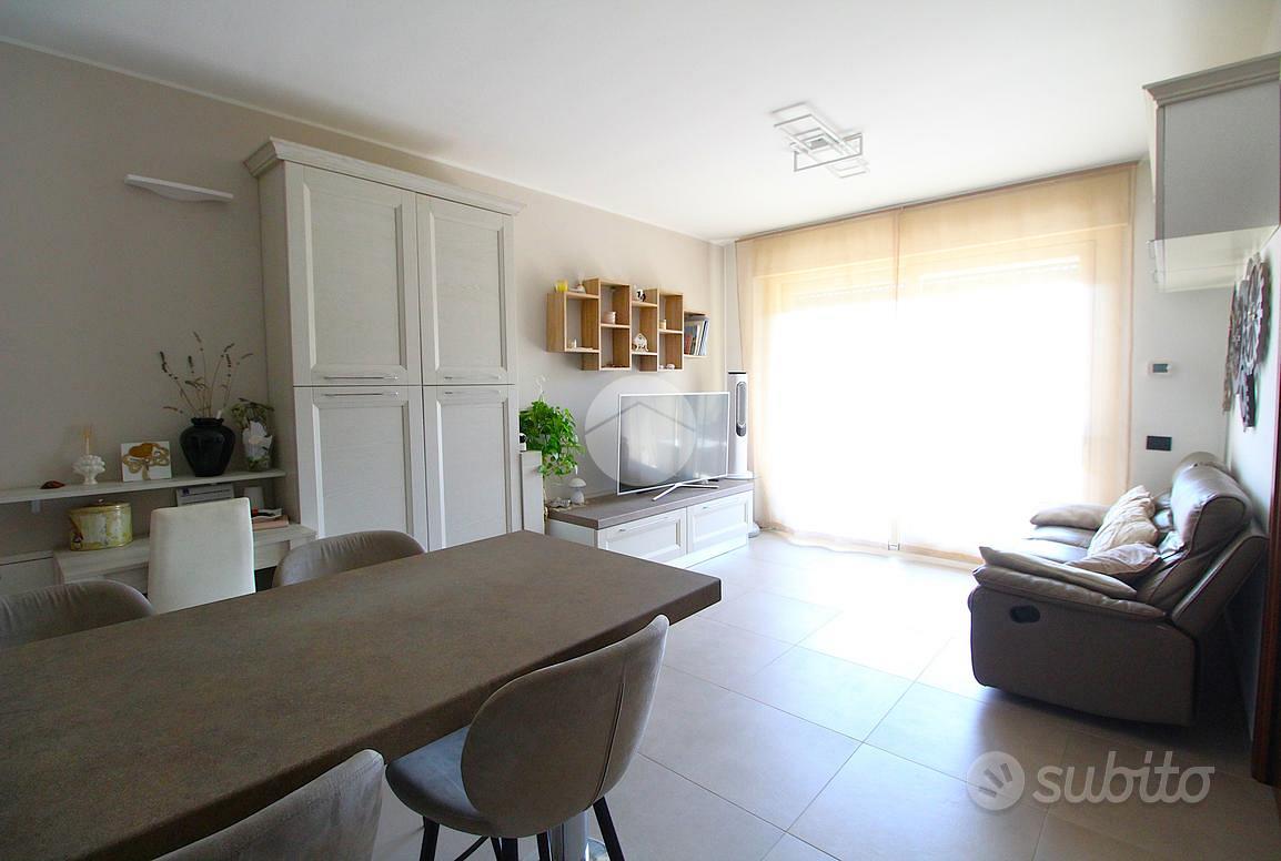 Apartment in Magenta, Milano - Vista 4