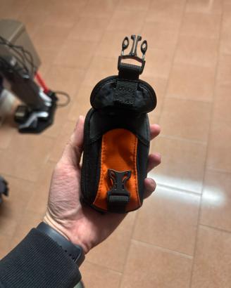 Borsello porta attrezzi/cellulare