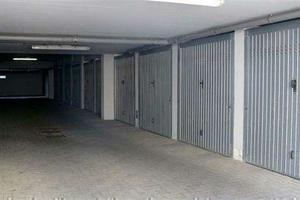 BOX AUTO DOPPIO IN GARAGE CONDOMINIALE