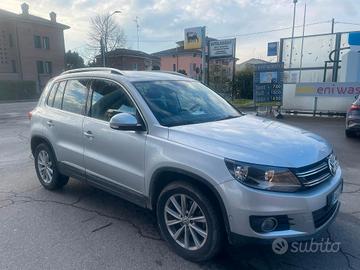 Volkswagen Tiguan 2.0 tdi SPORT AUTOCARRO N1 OK NE
