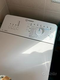 Lavatrice Indesit - Carica dall'Alto 6 Kg