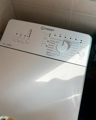 Lavatrice Indesit - Carica dall'Alto 6 Kg