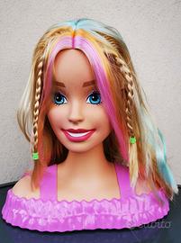 Barbie testina e accessori 