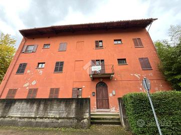 2 LOCALI A BANCHETTE