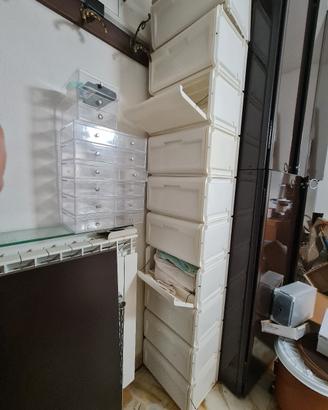 Mobiletto plastica impilabili