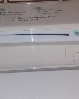 lavatrice Ignis AVW 649 carica dall'alto 6 Kg .