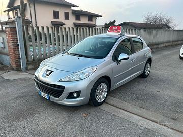 PEUGEOT 207 NEOPATENTATI 36000KM!