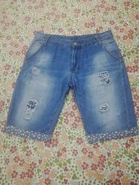 Bermuda Jeans Vintage Uomo Con Strappi e Stelle