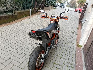 KTM 690 SMC R