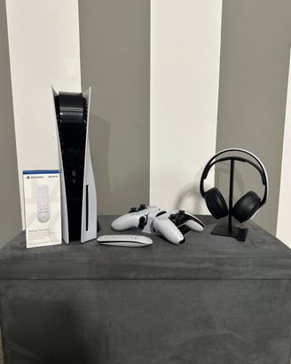 PS5 con lettore disco+accessori completi+volante