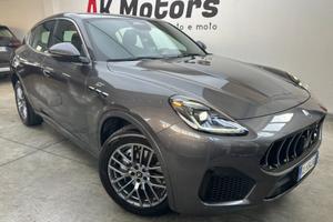 MASERATI Grecale MHEV 300 CV AWD GT