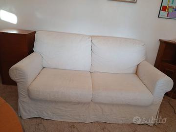 Divano bianco marca Divanidea