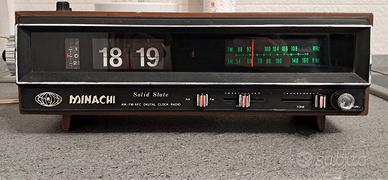 RADIOSVEGLIA VINTAGE MINACHI SOLID STATE AM FM
