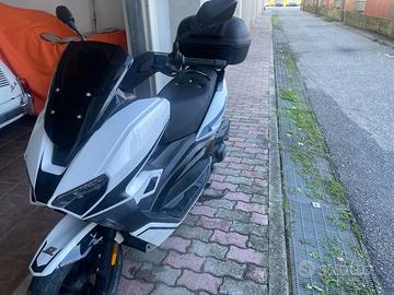 SCOOTER 300 BRERA ANNO 2021 UNICO PROPRIETARIO