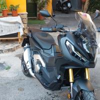 Honda X-ADV750 