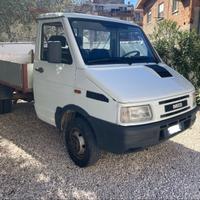 Iveco Daily 35/10 turbo ribaltabile trilaterale