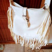 borsa bianca con frange 