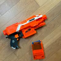 Pistola Nerf originale con caricatore