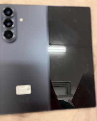 Samsung zfold 7 1 tb/ 16 gb