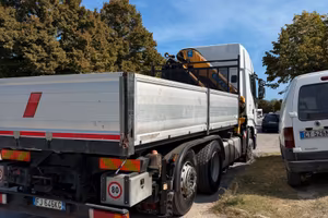 IVECO STRALIS 3 ASSI CON GRU EFFER
