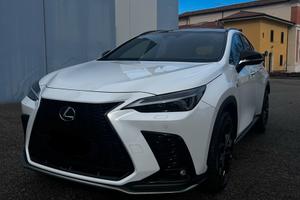 Lexus 2.5 phev Premium+ 4wd 309cv e-cvt
