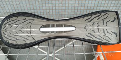 Skateboard Waveboard