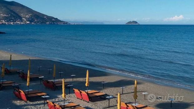 Appartamentino Vista Mare con Balcone 150mt Spiagg