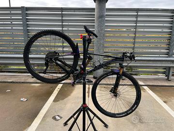 Canyon Lux MTB Full accessoriata