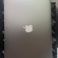 MacBook Air 13”