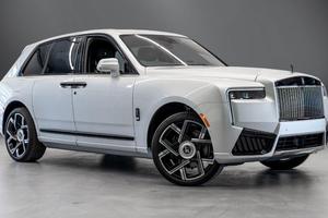 ROLLS-ROYCE Cullinan Rolls-Royce Black Badge Cu