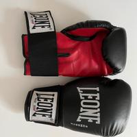 SET KICK BOXING GUANTONI E PARASTINCHI DONNA