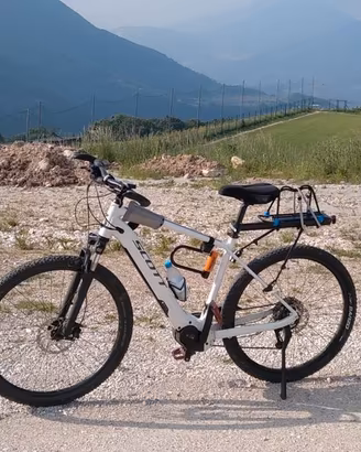 scott subcross eride10 - bici elettrica mtb trek