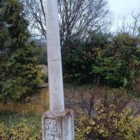 Colonne in marmo da giardino