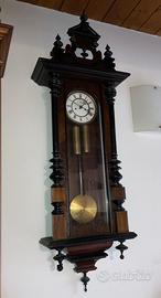 Orologio a pendolo da parete in legno