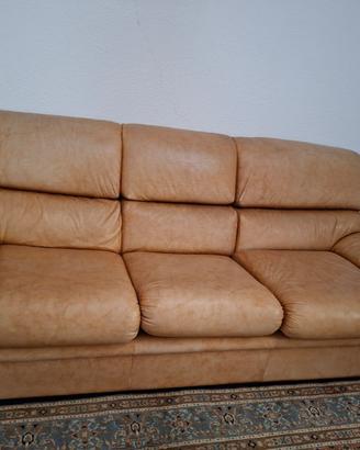 Divano in vera pelle