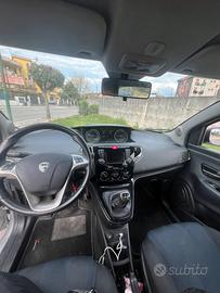Lancia Ypsilon 2021