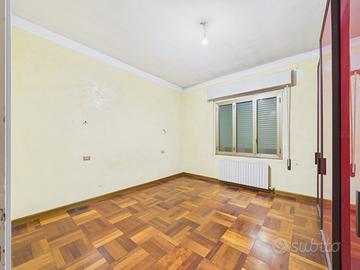 Ampio due camere abitabile da subito