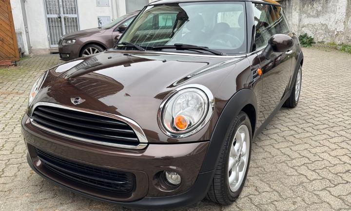 MINI One 1.6 16V 71000 KM. !!