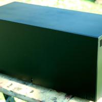 Contenitore per montaggi elettrici/elettronici