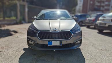 Skoda Fabia 2023 1.0 MPI Ambition - Solo 15.000 km