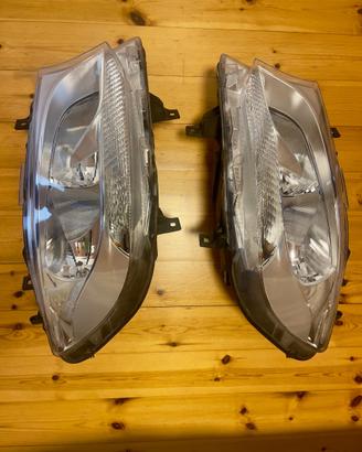 Mercedes Sprinter 907  Faro destro + sinistro